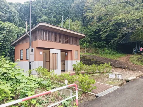 日和田山のトイレ